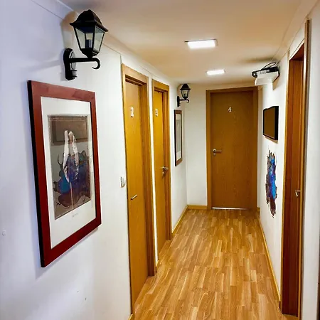 02lisbon Downtown Private Bedroom River View Lissabon