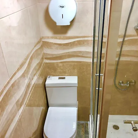 02lisbon Downtown Private Bedroom River View *