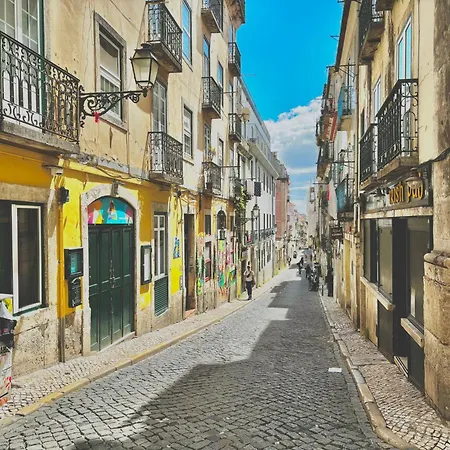 02lisbon Downtown Private Bedroom River View Gasthuis Lissabon