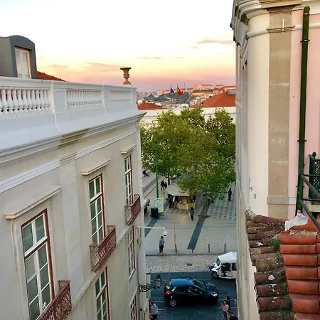 02lisbon Downtown Private Bedroom River View *